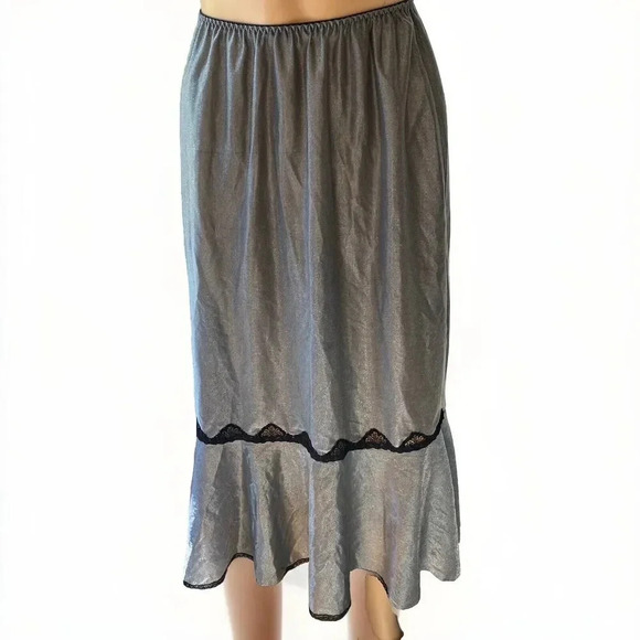 Bestform Other - VTG Bestform Nylon Half Slip Skirt Lady S Sheer Lace MetallicGray Whimsigoth